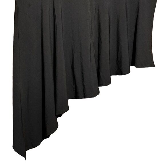 NWT TORRID Women’s Black Crepe Velvet Trim Asymmetrical Peplum Top Size 2X - Picture 8 of 12